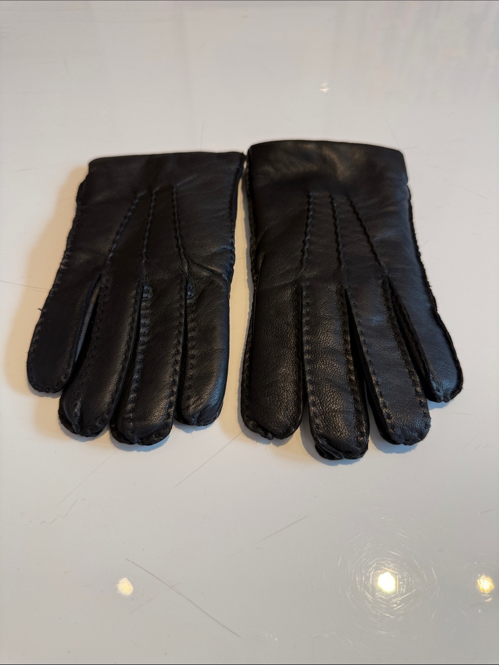 Marc Jacobs soft buttery Classic  Black Leather Gloves with wool/nylon lining